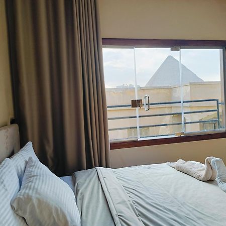 Magic Golden Pyramids View Hotell Kafret el-Gabal Exteriör bild