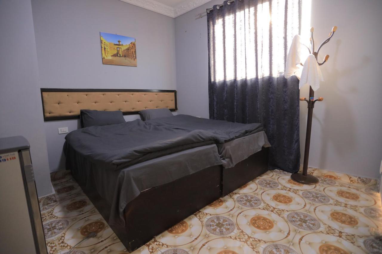 Magic Golden Pyramids View Hotell Kafret el-Gabal Exteriör bild