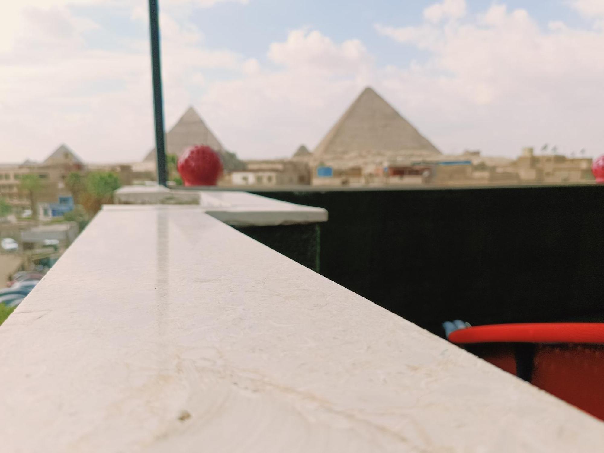 Magic Golden Pyramids View Hotell Kafret el-Gabal Exteriör bild