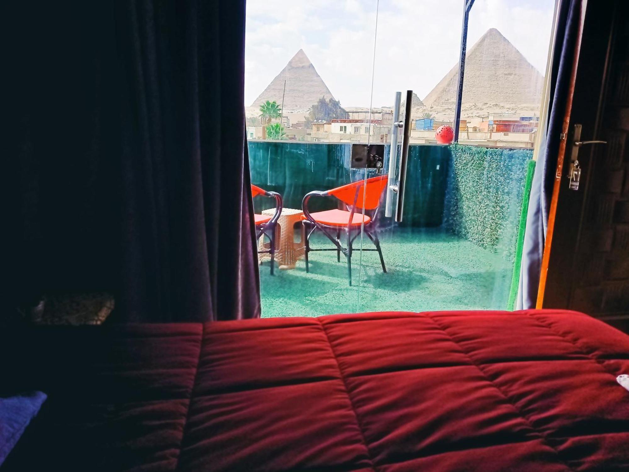 Magic Golden Pyramids View Hotell Kafret el-Gabal Exteriör bild